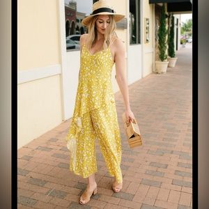 Anthropologie Maeve Brittany goldenrod Jumpsuit size 6 EUC